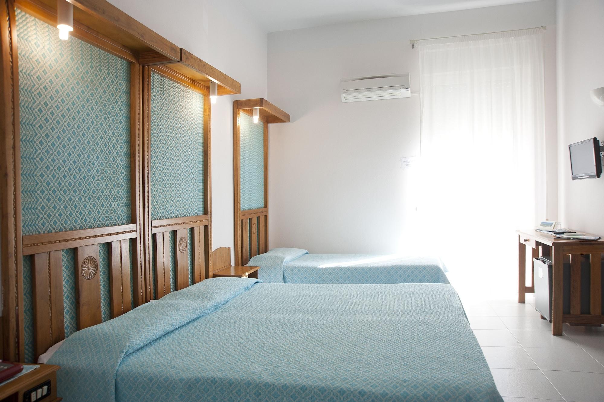 Albergo Miramare Cala Gonone Exterior foto